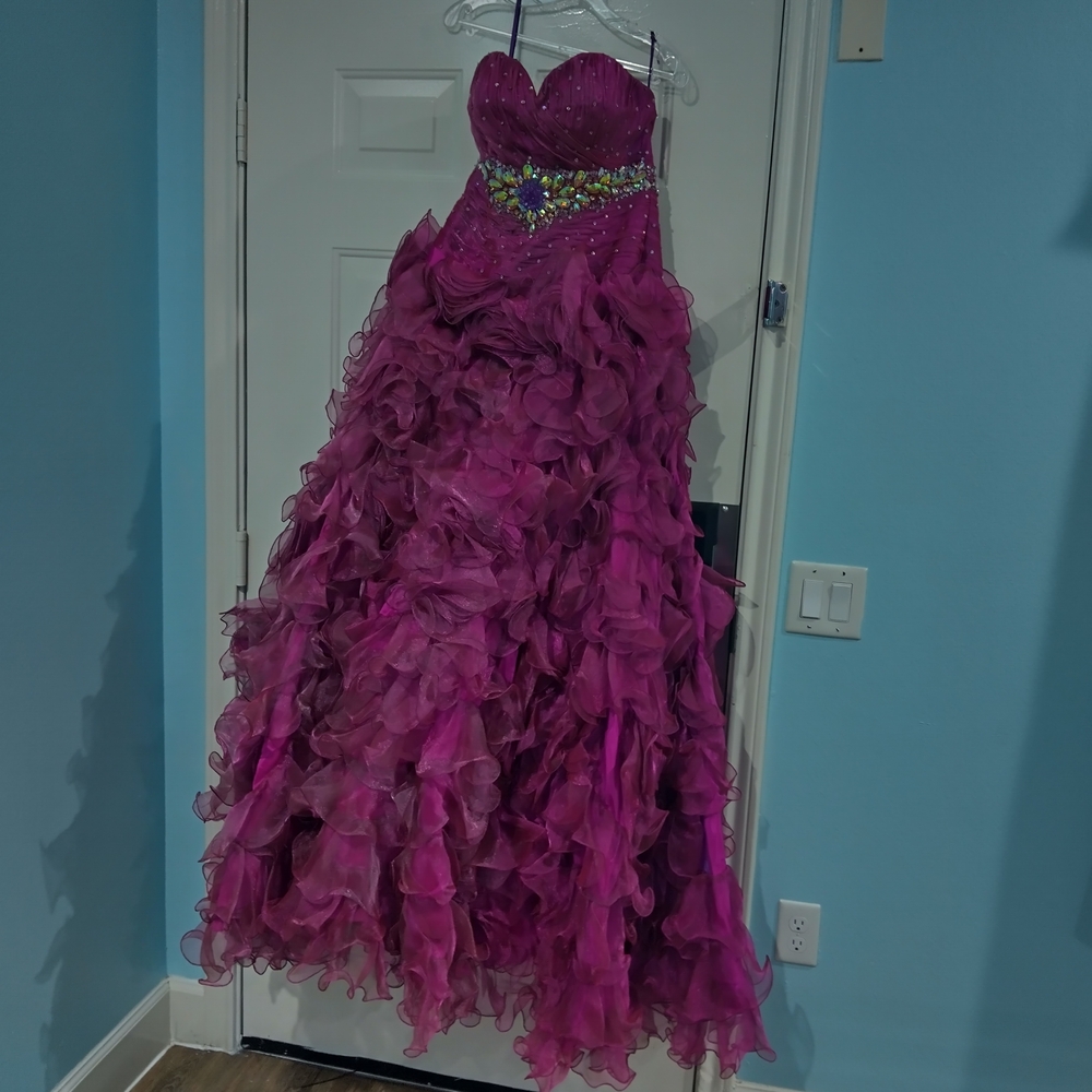 Elegant Purple Strapless Gown